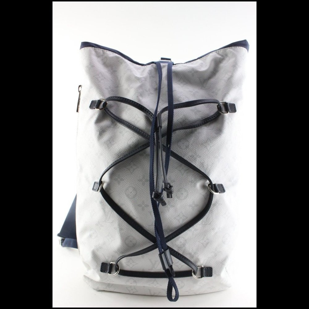 Louis Vuitton White Monogram Antarctica Ultralight Backpack 2LV0413C